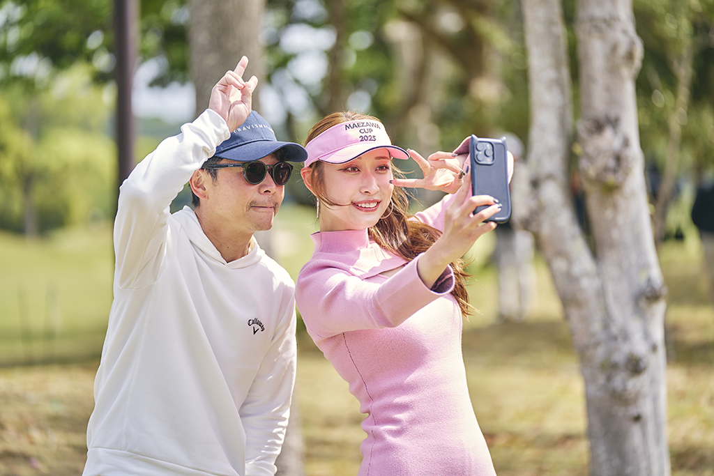 ラウンドガール写真 11