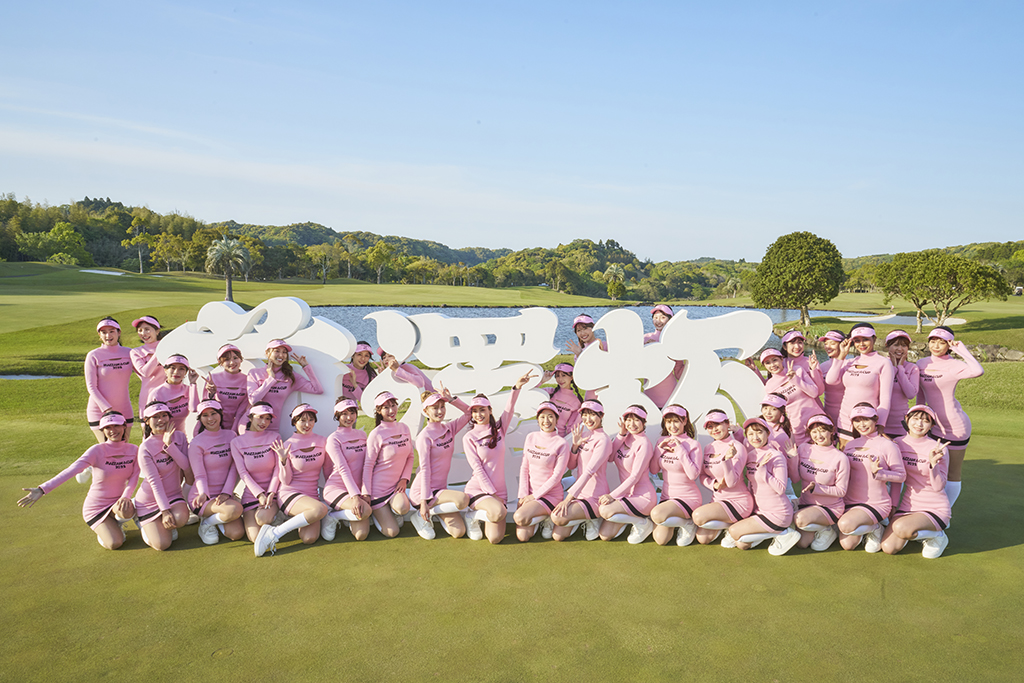 ラウンドガール写真 13