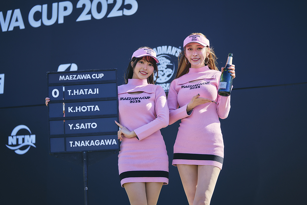 ラウンドガール写真 3